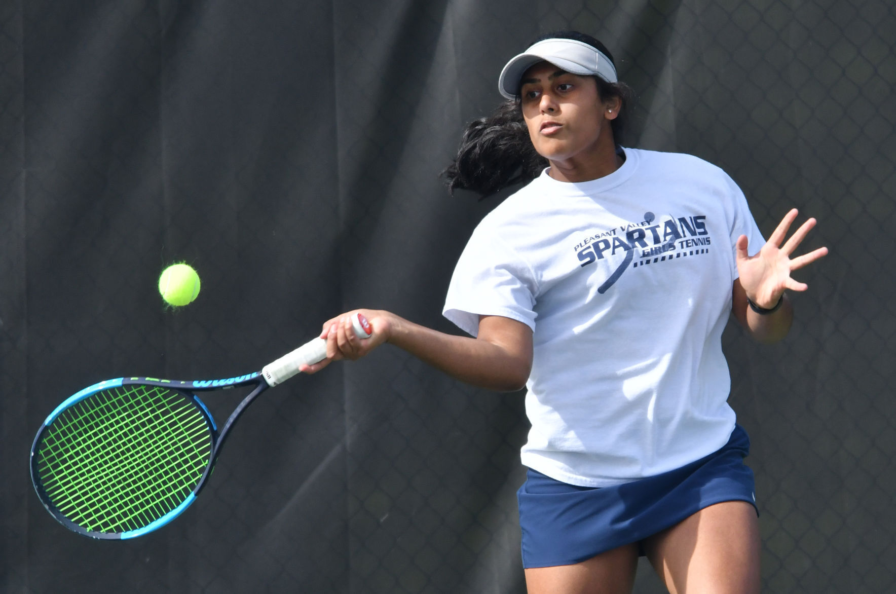 051121-qc-spt-mac girls tennis-130
